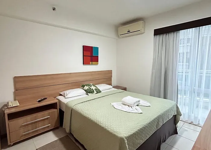 B410 Apartamento Amplo Em Area Central De Bsb